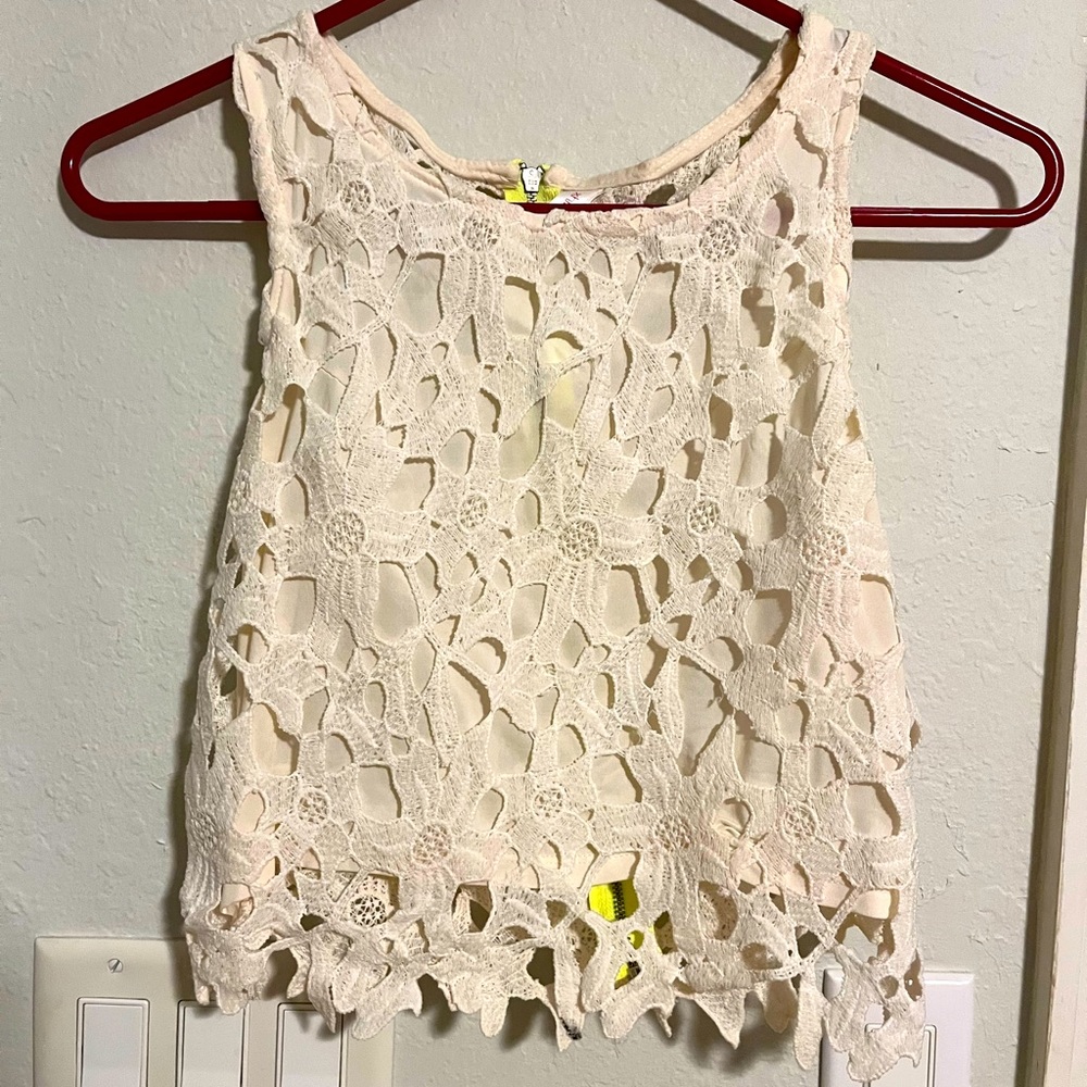 Xhilaration lace crop top, size xs